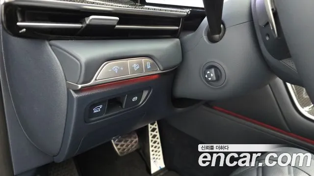 Genesis GV80 — Фото автомобиля 23