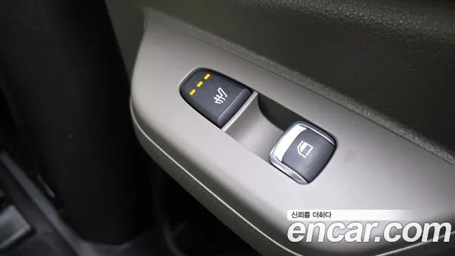 Kia Carnival — Фото автомобиля 25