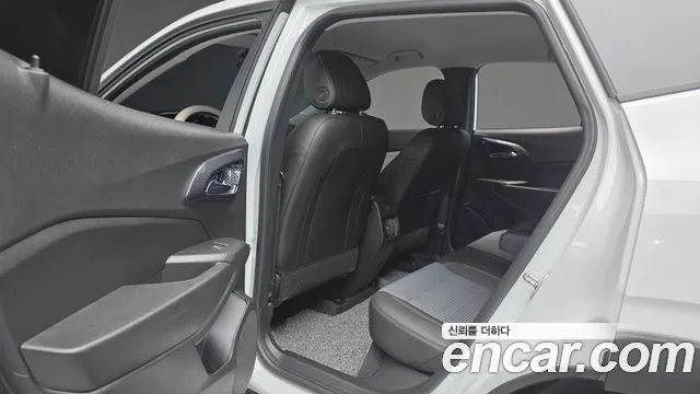 ChevroletGMDaewoo Trax Trax Кроссовер — Фото автомобиля 16