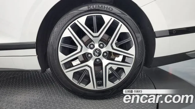 Hyundai Grandeur Grandeur (GN7) 2.5 Бензин 2WD — Фото автомобиля 7