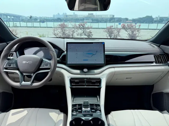 BYD Song PLUS PHEV 2025 EV 520km Luxury — Фото автомобиля 12