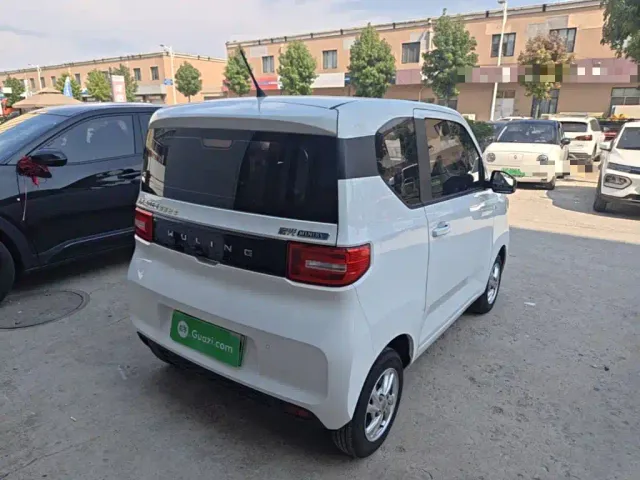 Wuling Hongguang Mini EV — Фото автомобиля 6