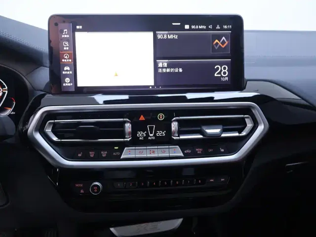 BMW X3 — Фото автомобиля 10