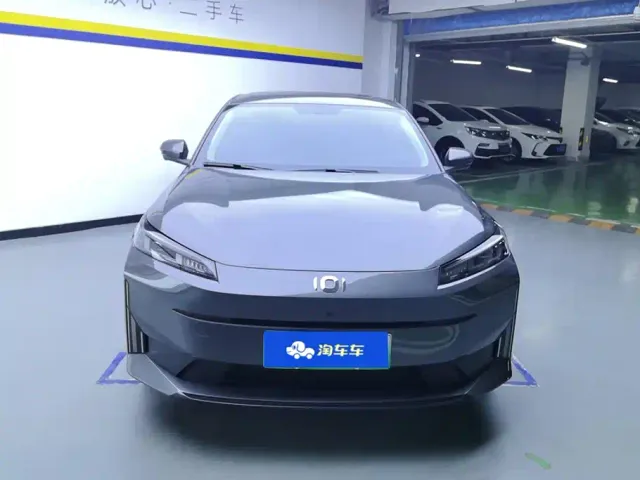 Changan Qiyuan A05 — Фото автомобиля 2