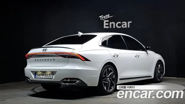 Hyundai Grandeur — Фото автомобиля 2