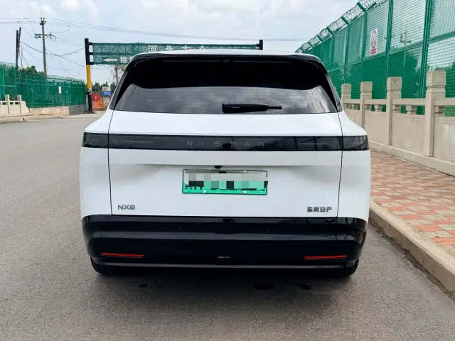 Nissan NX8 — Фото автомобиля 4