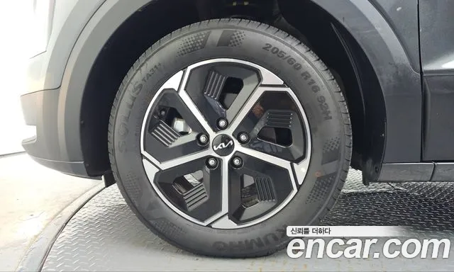 Kia Niro The All New — Фото автомобиля 5
