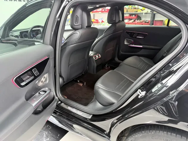 Mercedes-Benz C-Class — Фото автомобиля 7