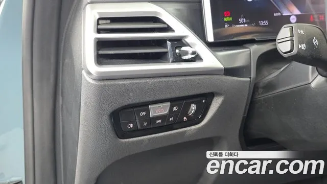 BMW 4 Series G22 — Фото автомобиля 27