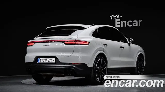 Porsche Cayenne — Фото автомобиля 2