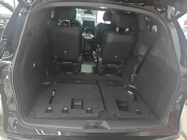 Toyota Sienna — Фото автомобиля 18