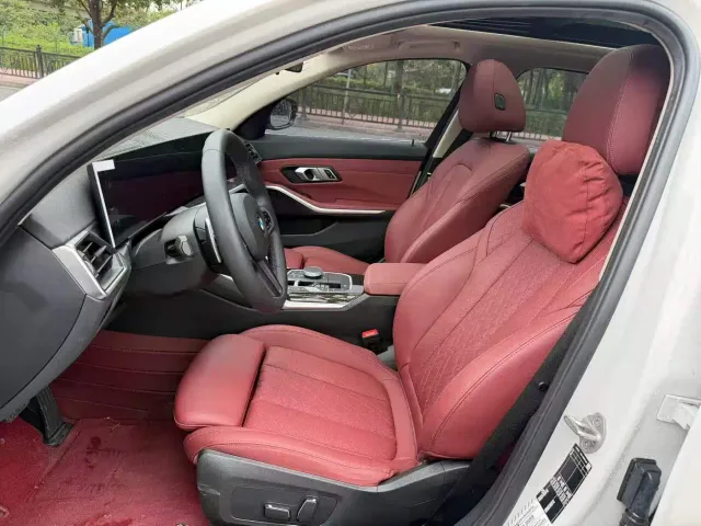 BMW 3 Series — Фото автомобиля 6