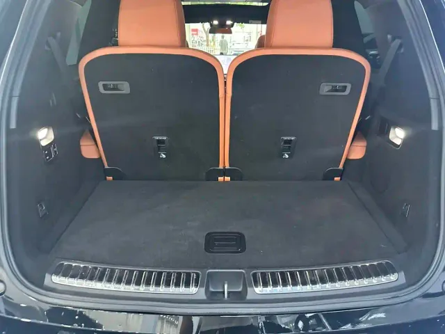 Li Auto L9 — Фото автомобиля 13