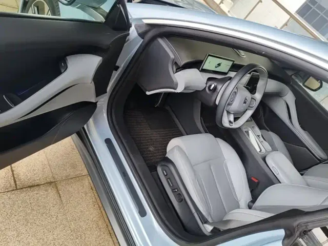 Nio ET5 Touring — Фото автомобиля 11