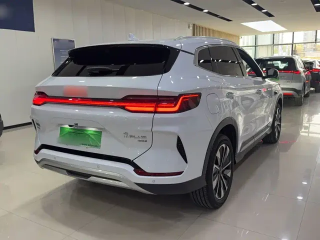 BYD Song PLUS — Фото автомобиля 14