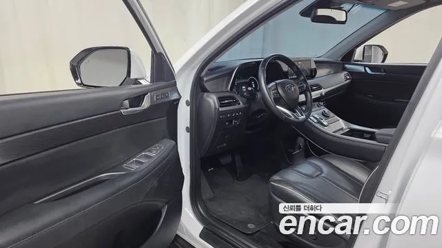 Hyundai Palisade Palisade Дизель 2.2 2WD — Фото автомобиля 9