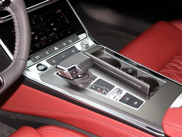 Audi A7L — Фото автомобиля 6