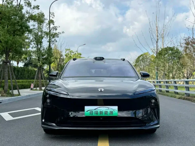 Nio ET5 Touring — Фото автомобиля 2