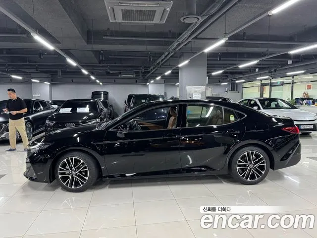 Toyota Camry XV80 — Фото автомобиля 2