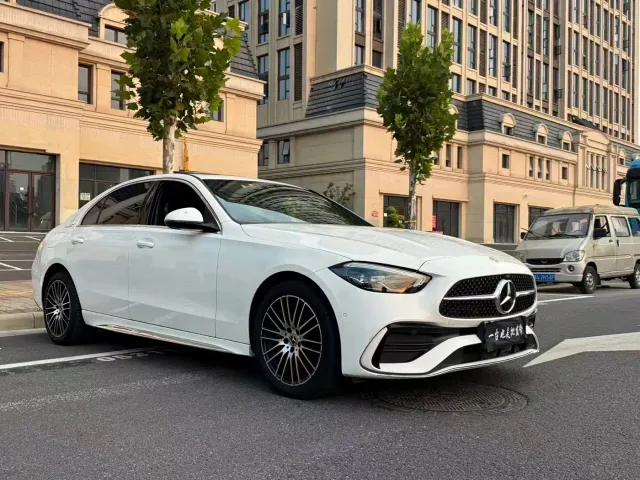 Mercedes-Benz C-Class — Фото автомобиля 3