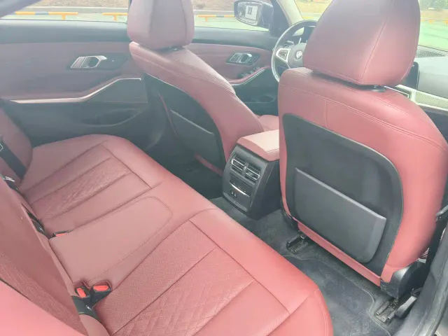 BMW 3 Series — Фото автомобиля 6