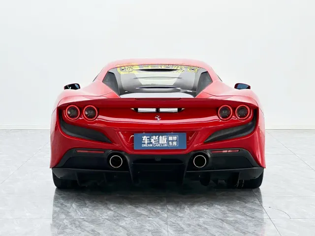 Ferrari F8 — Фото автомобиля 5