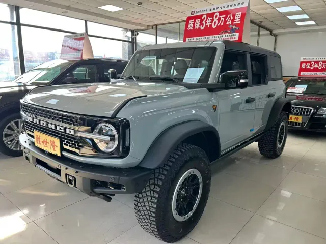 Ford Bronco — Фото автомобиля 2
