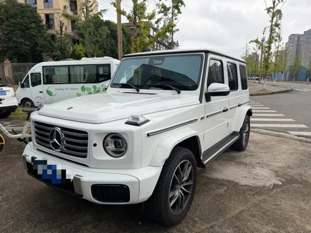 Фотография автомобиля — Mercedes-Benz G-Class