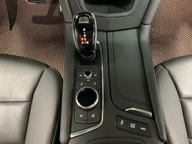 Cadillac XT5 — Фото автомобиля 15