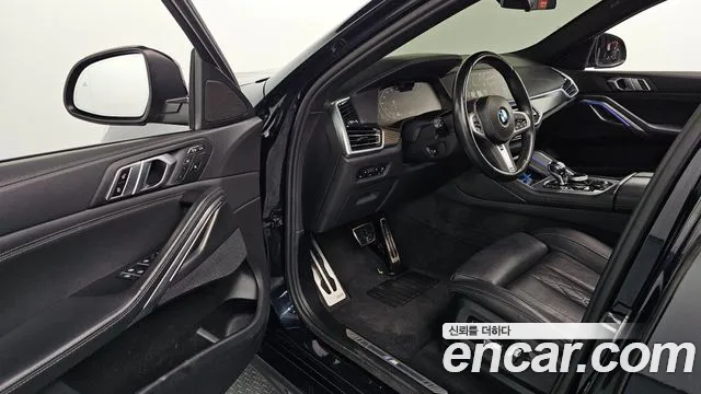BMW X6 xDrive40i M Sport — Фото автомобиля 10