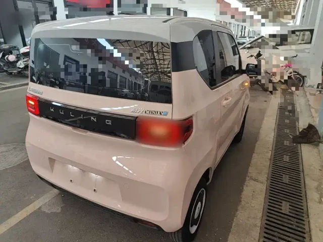 Wuling Hongguang Mini EV — Фото автомобиля 6