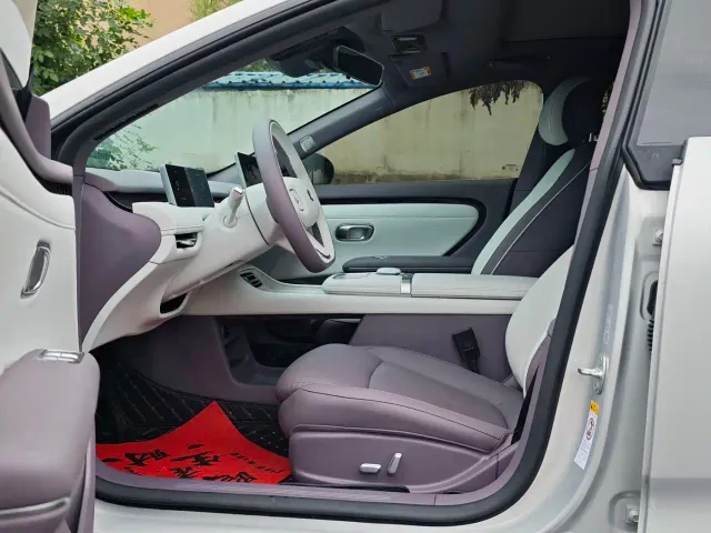 Changan Qiyuan A06 — Фото автомобиля 6