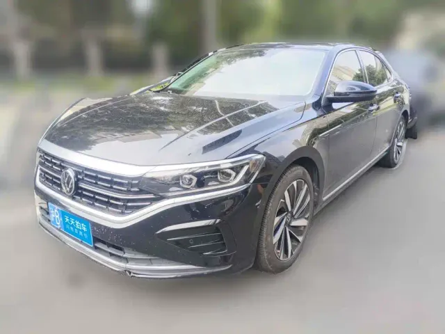 Фотография автомобиля — Volkswagen Passat