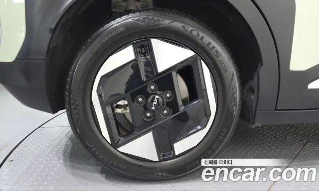 Kia EV3 — Фото автомобиля 5