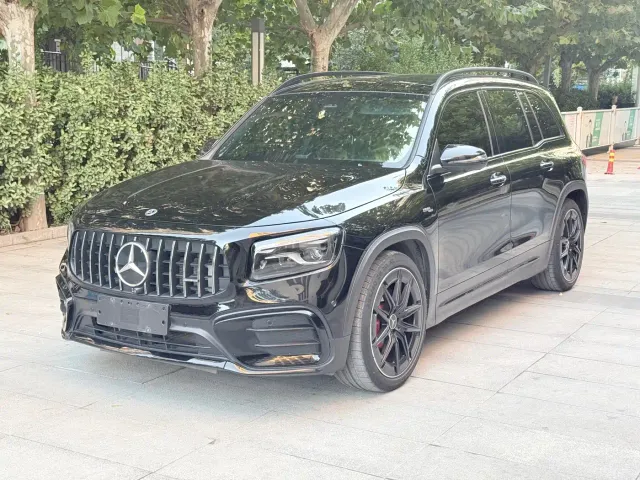 Фотография автомобиля — Mercedes-Benz GLB AMG