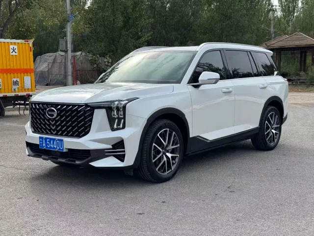 GAC Trumpchi GS8 — Фото автомобиля 3