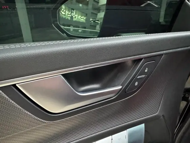 Audi A7L — Фото автомобиля 13