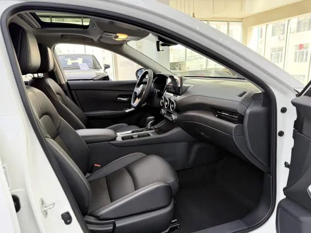 Nissan Sylphy — Фото автомобиля 6