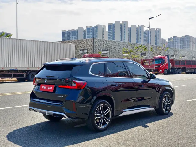 BMW X1 — Фото автомобиля 5