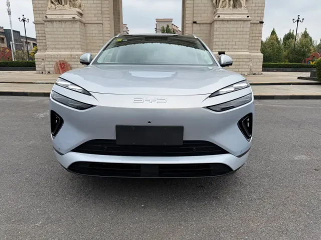 BYD Sealion 06 — Фото автомобиля 2