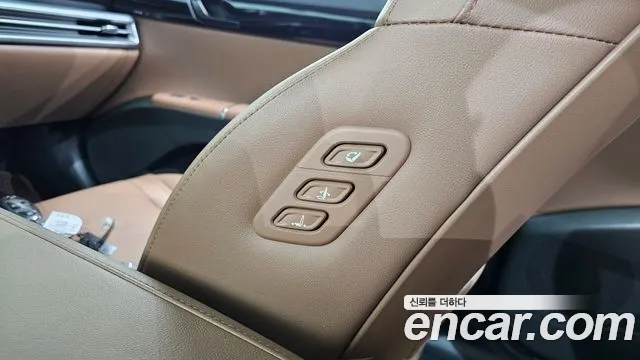 Hyundai Grandeur GN7 — Фото автомобиля 16