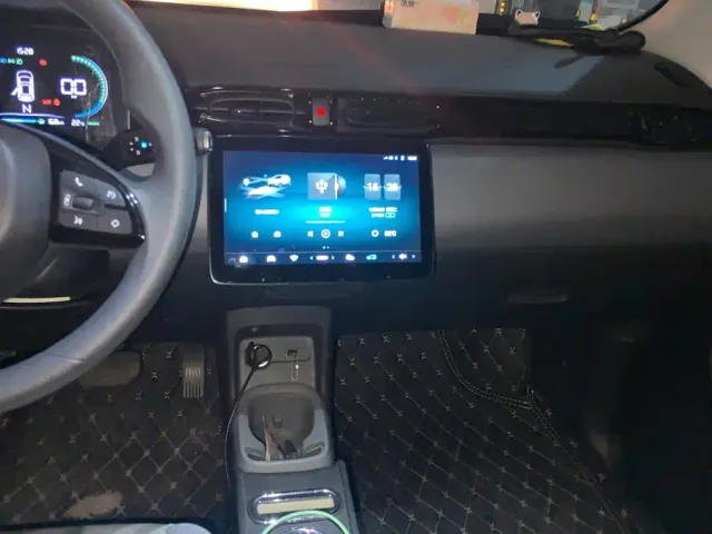 Leapmotor T03 — Фото автомобиля 13