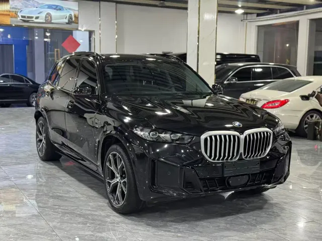 BMW X5 — Фото автомобиля 3