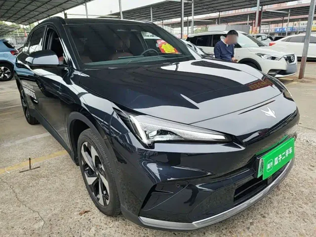 Arcfox Alpha T5 — Фото автомобиля 3