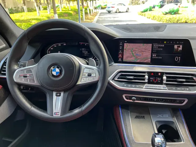 BMW X5 — Фото автомобиля 24