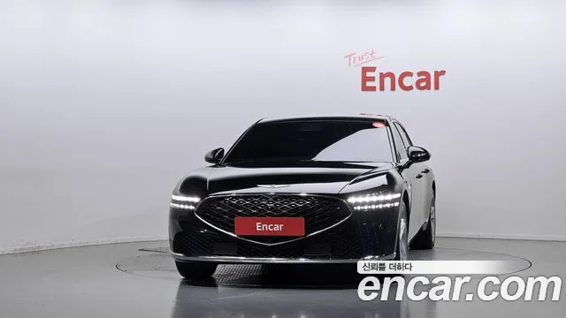 Genesis G90 Бензин 3.5 турбо AWD — Фото автомобиля 3