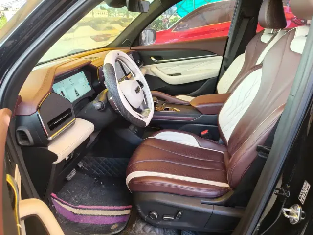 Geely Xingyue L — Фото автомобиля 4