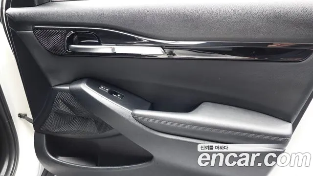 Kia Seltos — Фото автомобиля 13