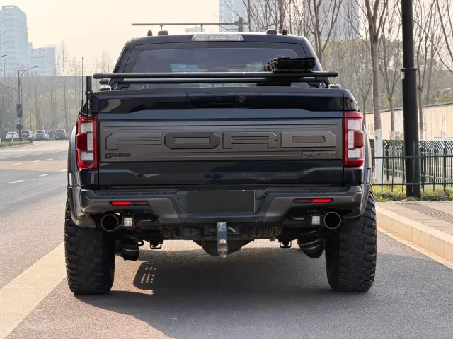 Ford F-150 Raptor — Фото автомобиля 4
