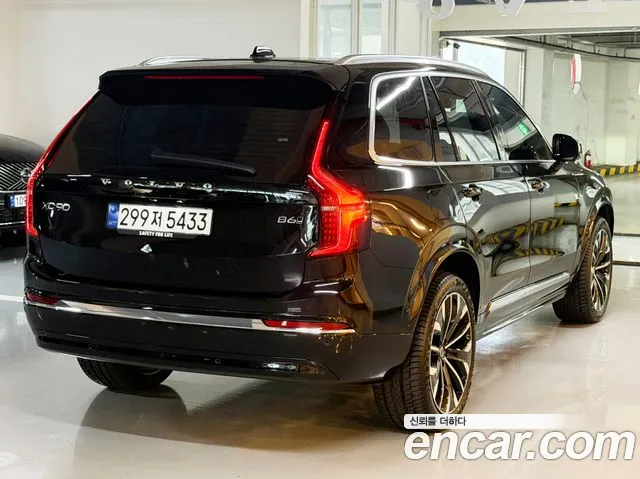 Volvo XC90 Generation 2 — Фото автомобиля 2